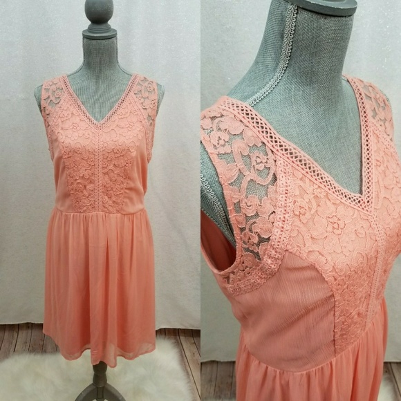 AGB Dresses & Skirts - 🎀3/$25 AGB Lace and Crochet A Line Dress